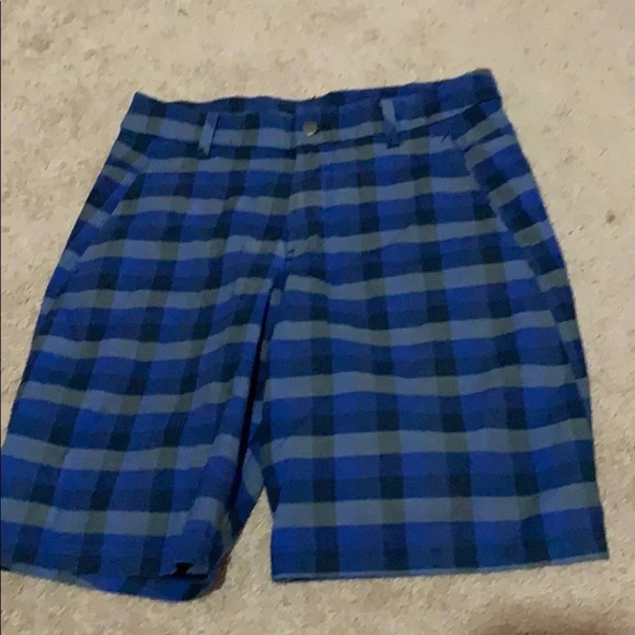 Lululemon plaid shorts - Picture 1 of 7